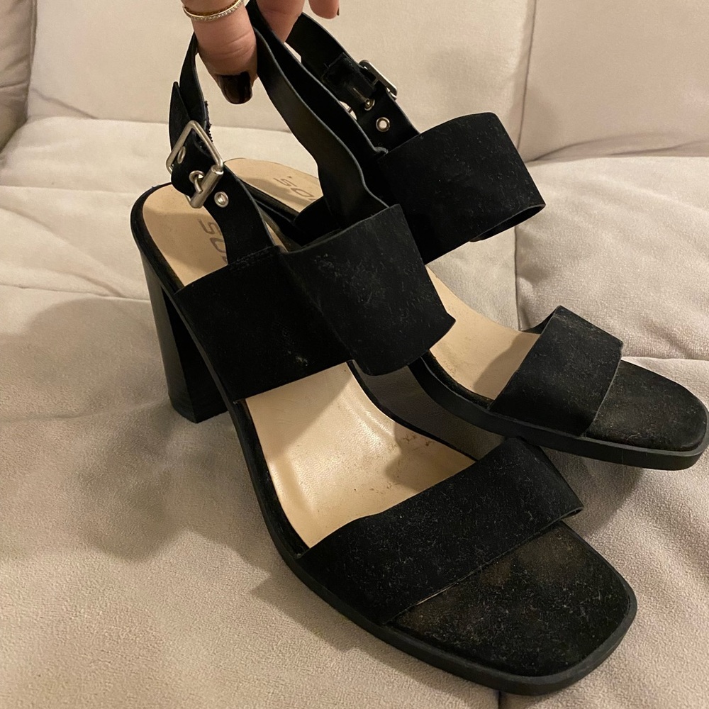 Size 10 black heels